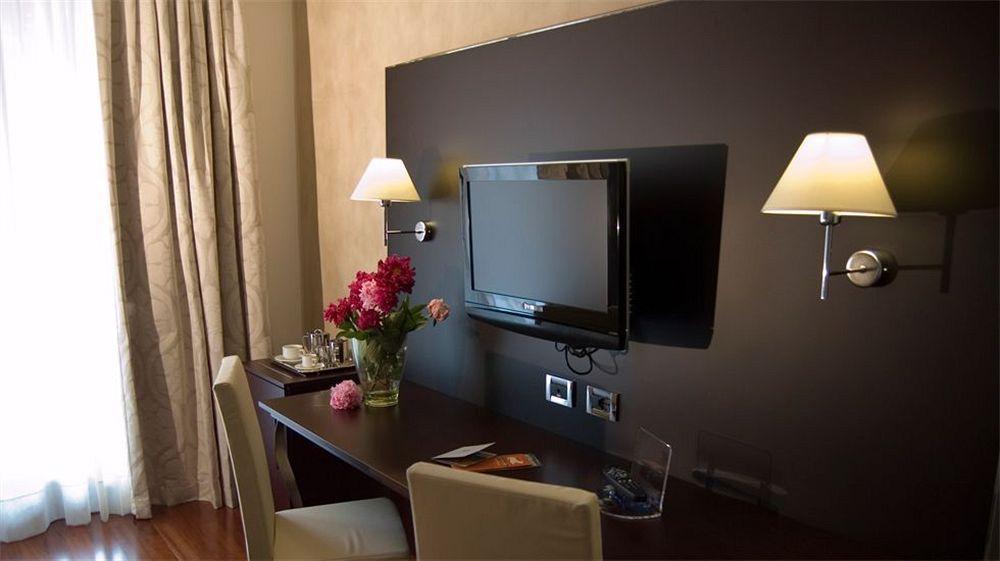 Cremona Palace Hotel Costa Santʼ Abramo