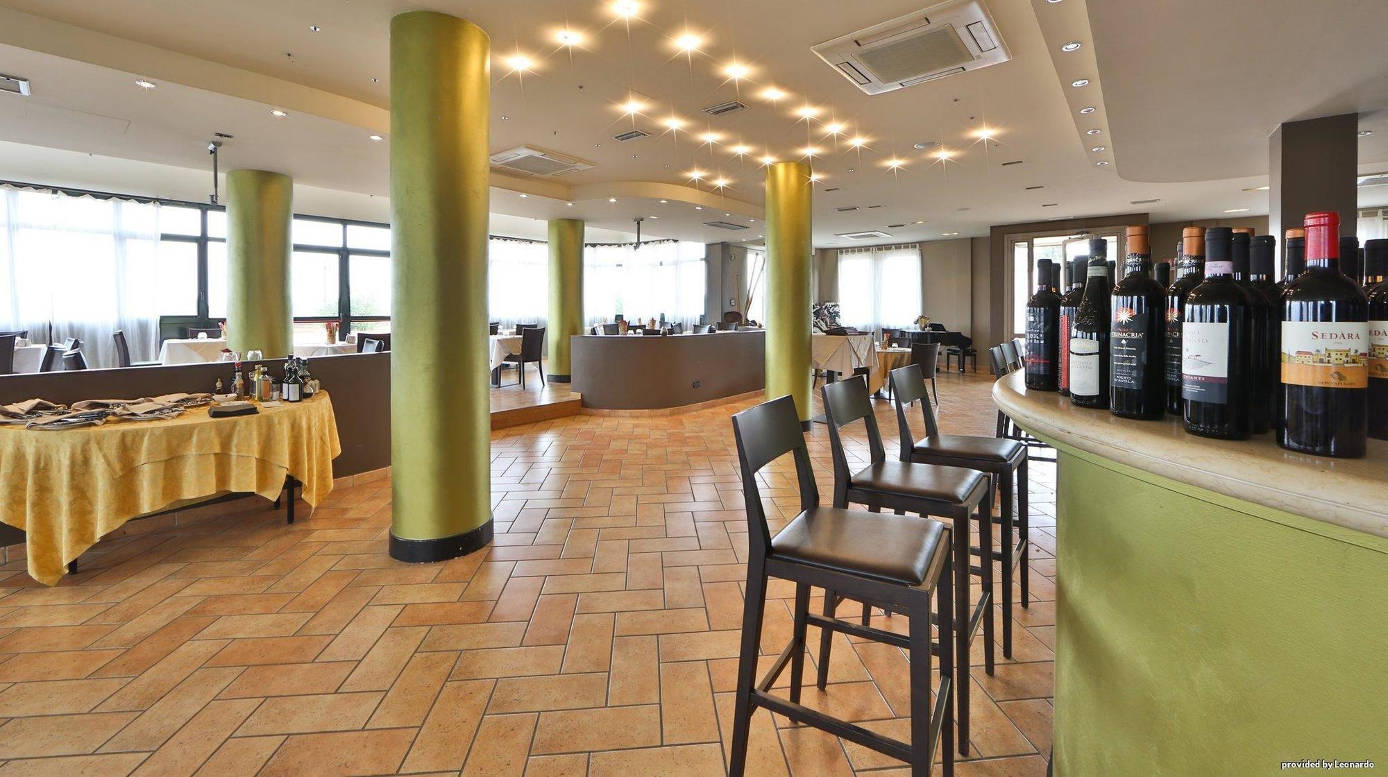 Cremona Palace Hotel Costa Santʼ Abramo